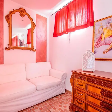 La Fabbrica Dell'oro 2* Asti