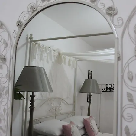 ゲストハウス La Fabbrica Dell'oro アスティ