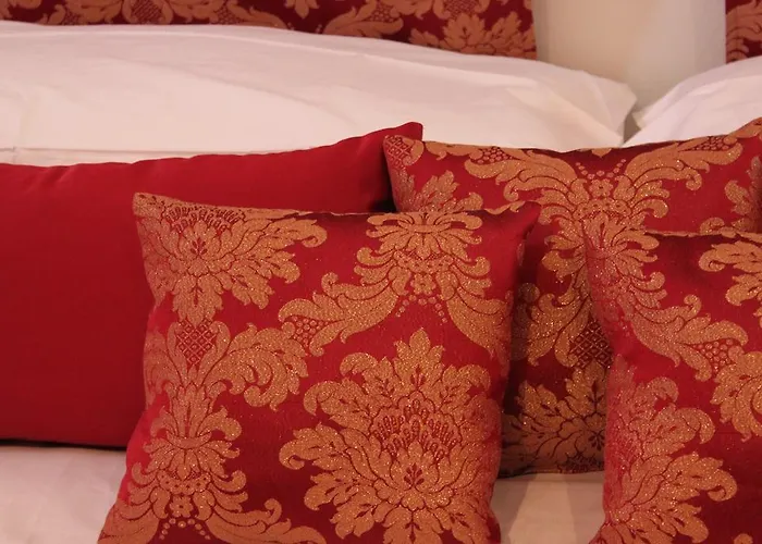 La Fabbrica Dell'oro 3*